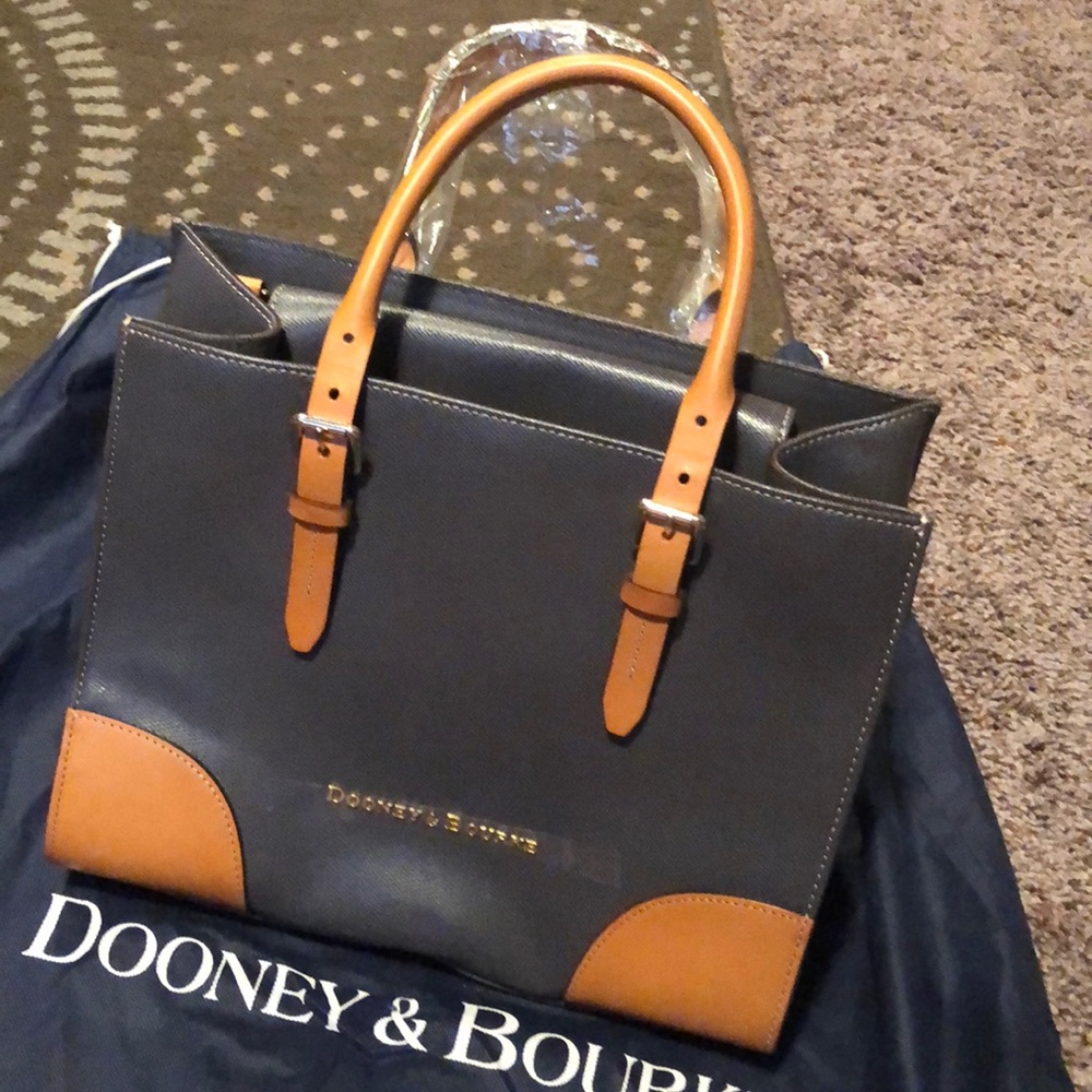 Dooney & Bourke grey satchel handbag. Janine